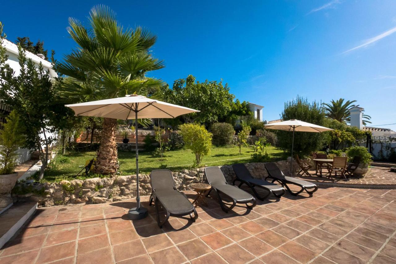 Private Heated Pool, Jacuzzi & 1225M2 Garden In Villa Cipreses Frigiliana Exterior photo