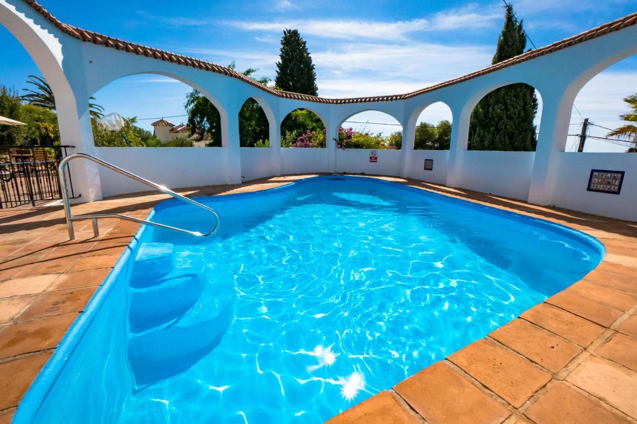 Private Heated Pool, Jacuzzi & 1225M2 Garden In Villa Cipreses Frigiliana Exterior photo