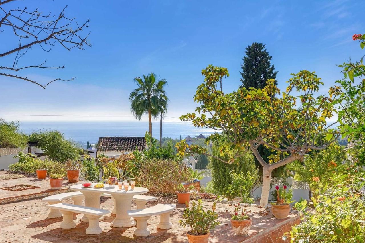 Private Heated Pool, Jacuzzi & 1225M2 Garden In Villa Cipreses Frigiliana Exterior photo